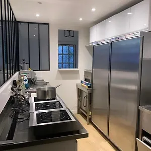 La Maison Bleue Paris