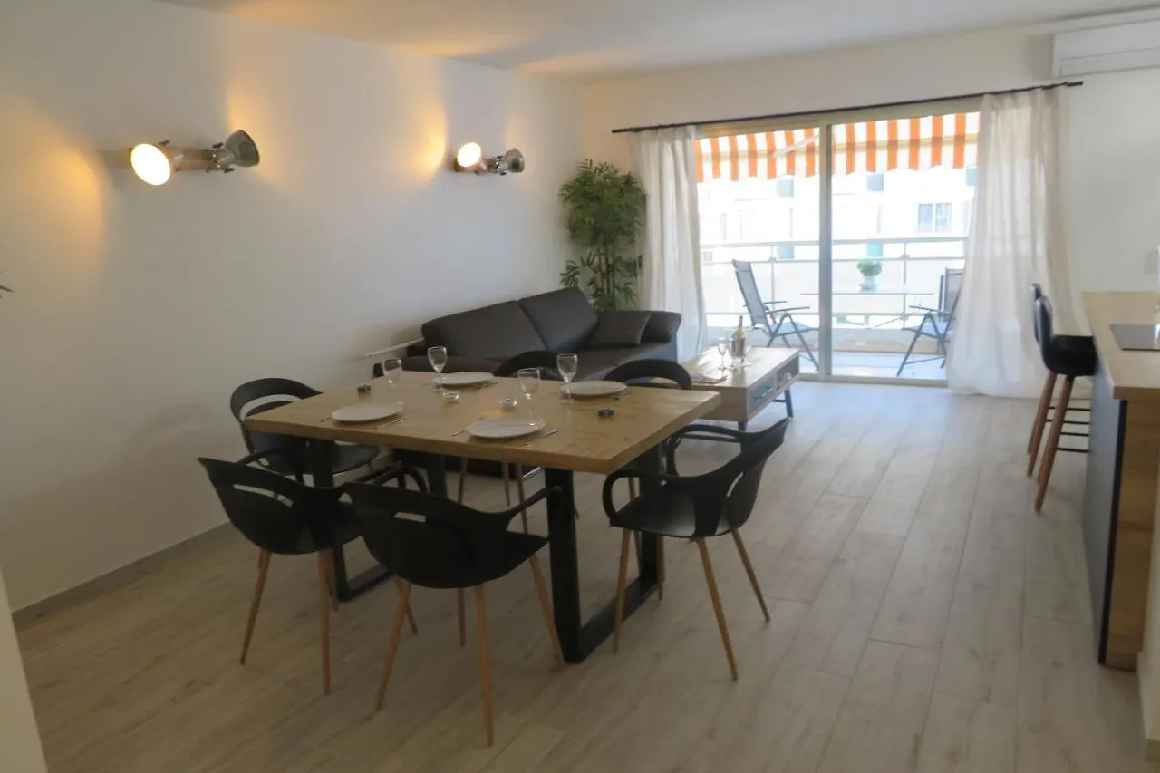 Luxe 6 couchage proxi bord de mer centre ville Cannes France