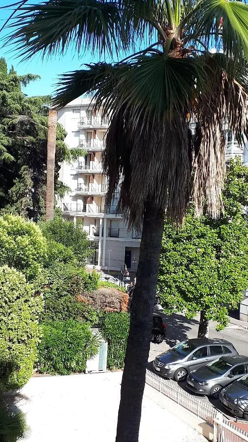 Luxe 6 couchage proxi bord de mer centre ville Cannes Appartement